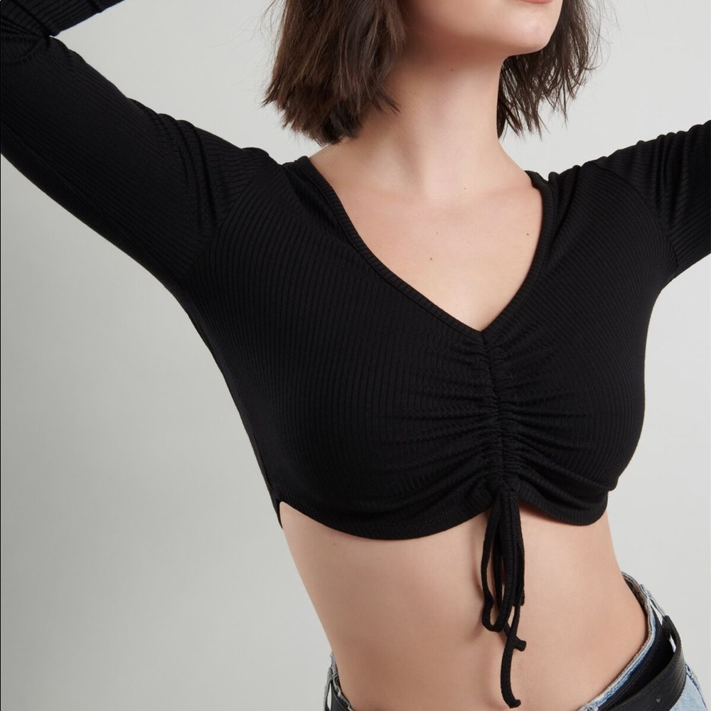 Ultra-Cropped Ruched Tee